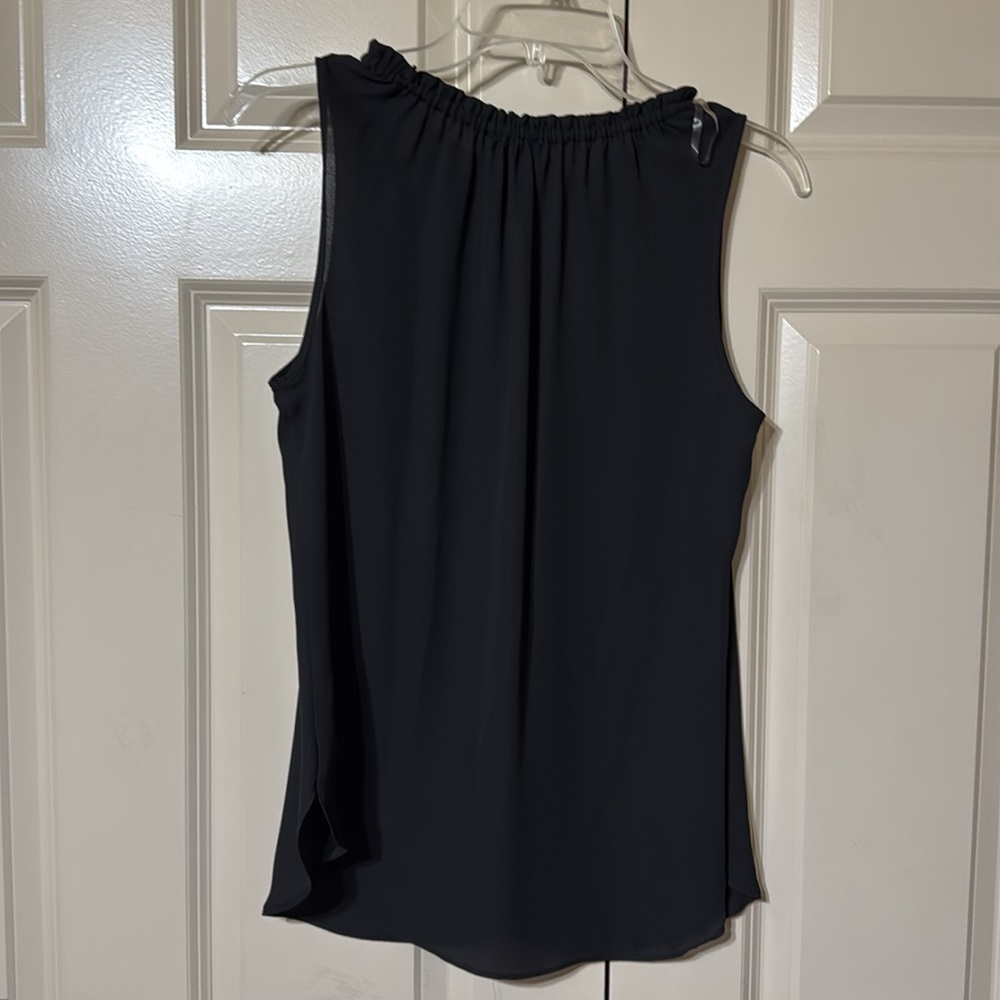 New directions small black top - Picture 3 of 4